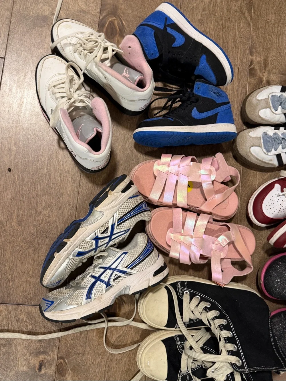 Kids shoes blow out SALE❗️❗️❗️❗️❗️